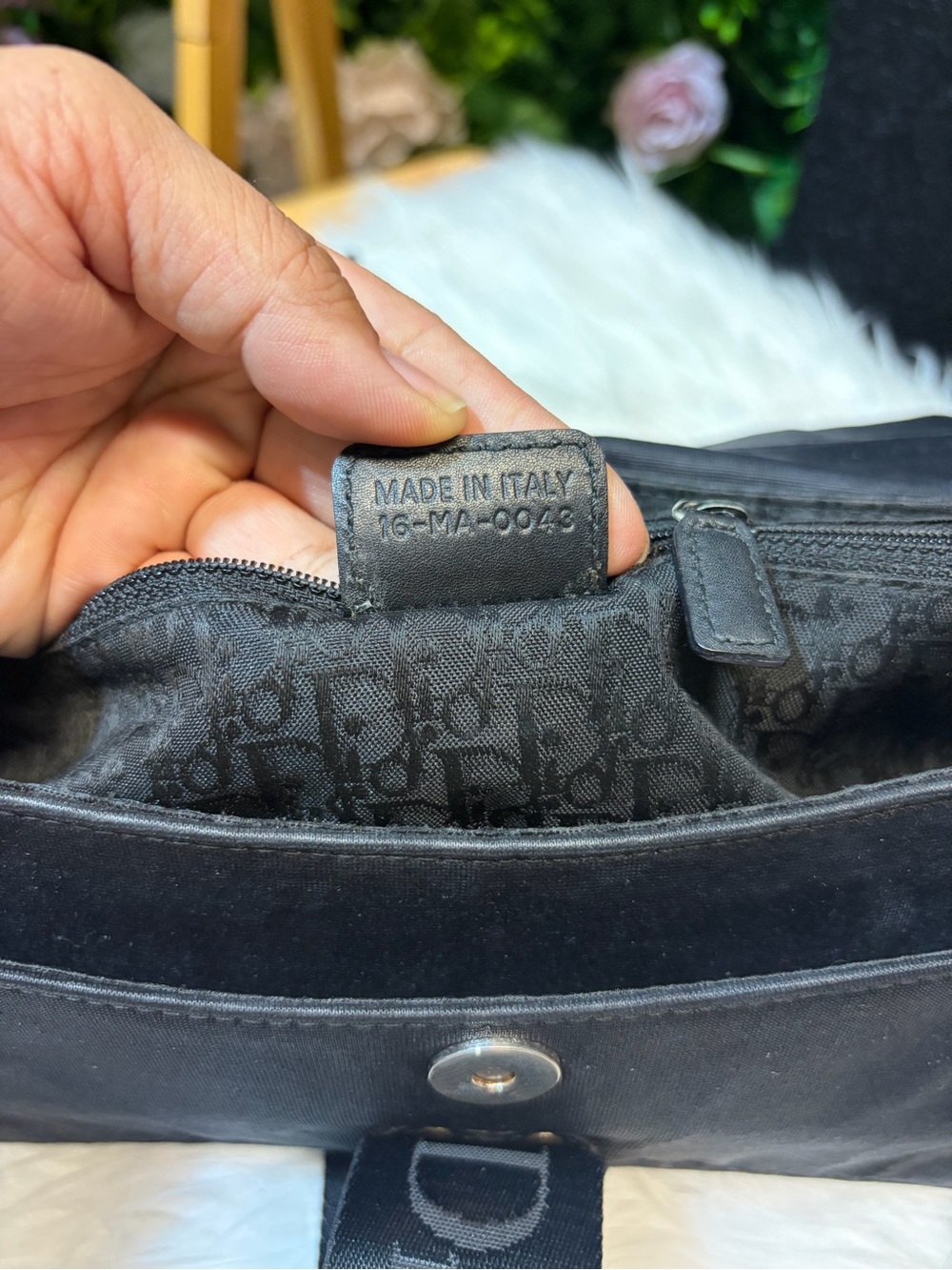 Vintage Dior Hardcore Shoulder Bag from John Galliano's 03 Collection - Picture 14 of 16